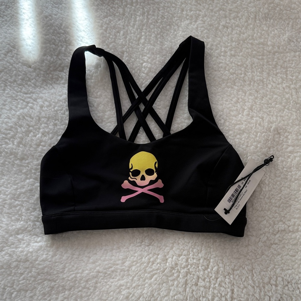 Lululemon Free to be Serene Bra Black Size 2